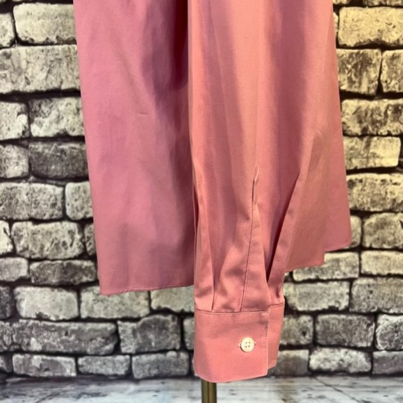 Talbots Pink Wrinkle Resistant Long Sleeve Button Down Blouse Size 10 - Picture 5 of 9